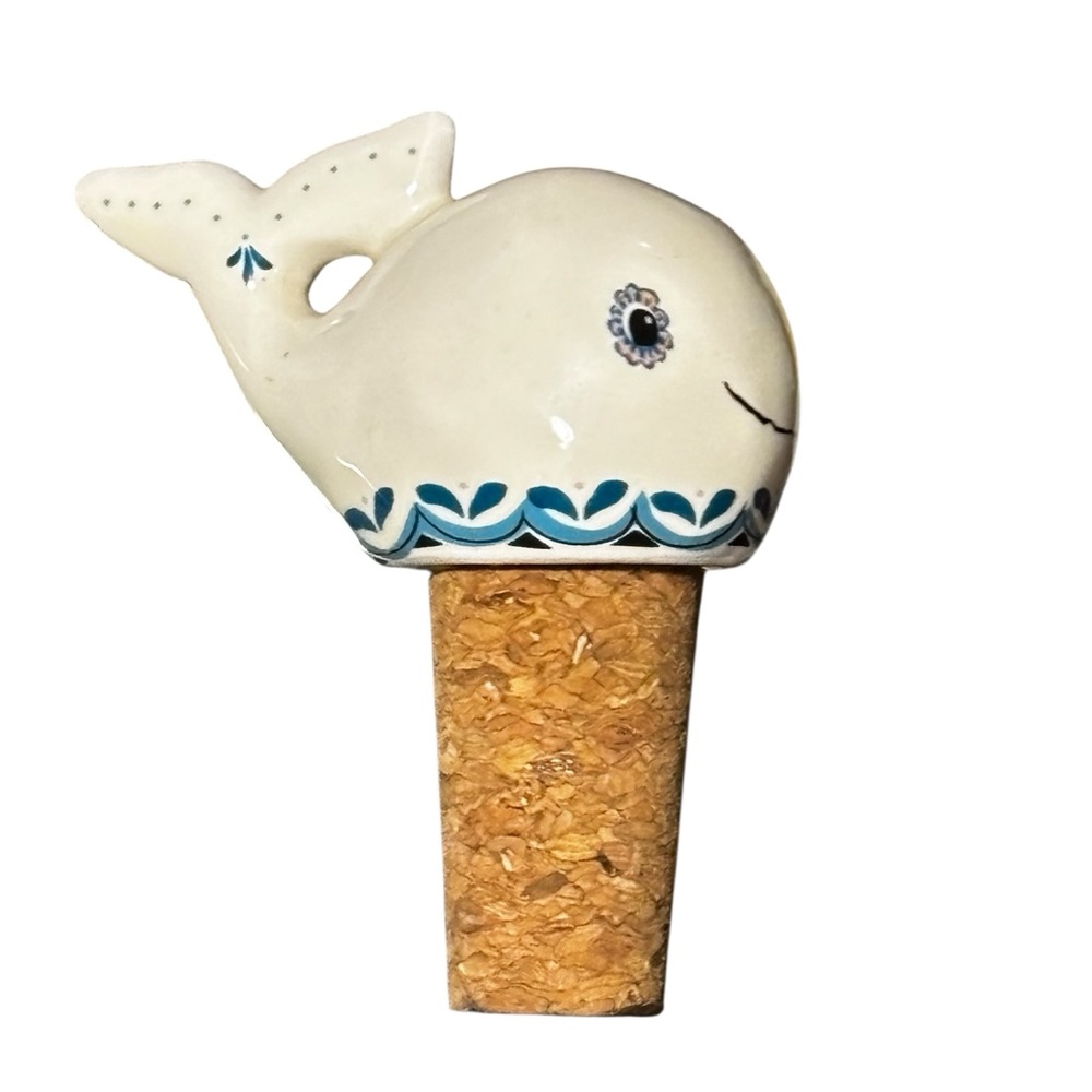 Natural Life whale-themed bottle stopper is hand-sculpted ceramic. - Picture 4 of 4